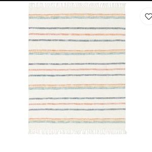 L space beach blanket